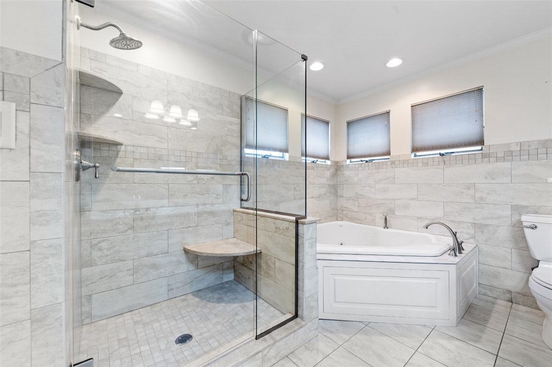 1230 Chestnut St, Connellsville, PA 15425