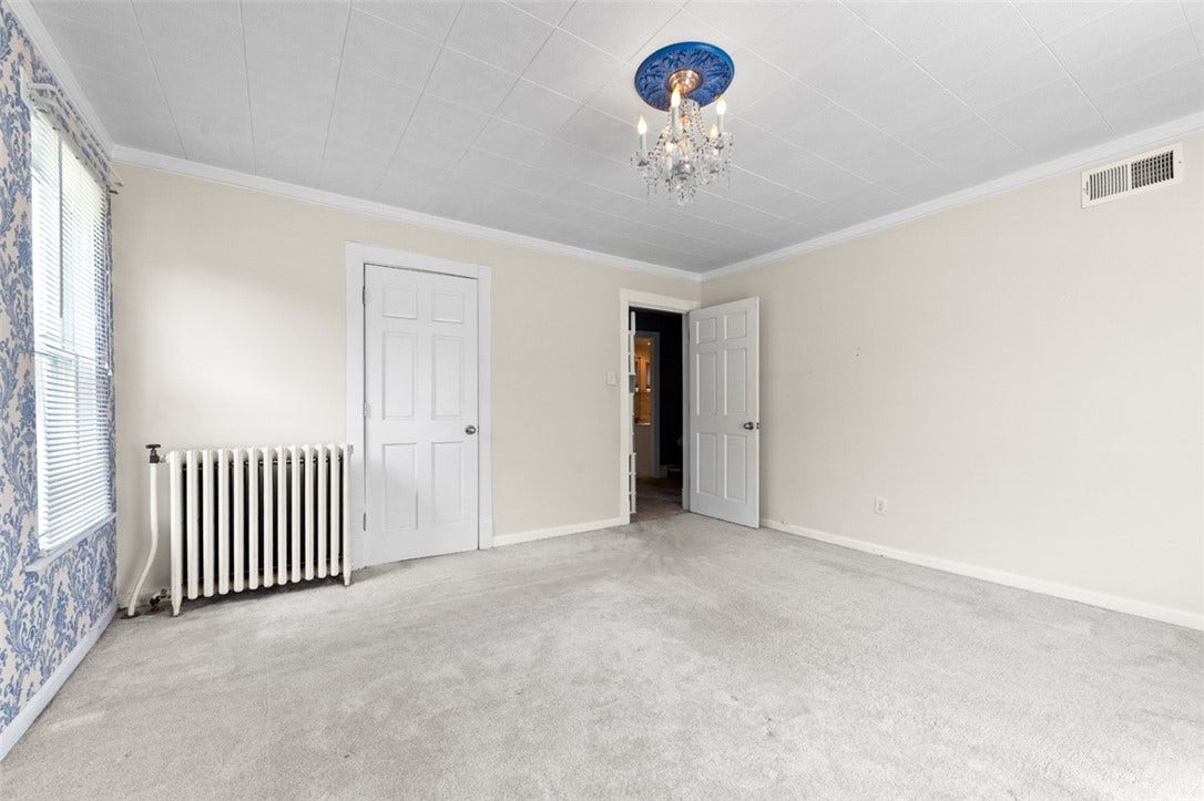 1230 Chestnut St, Connellsville, PA 15425