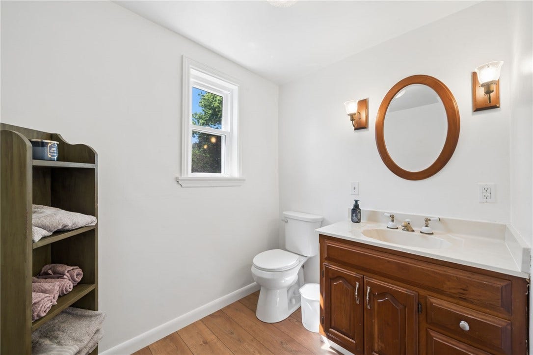 HALF BATH UPSTAIRS