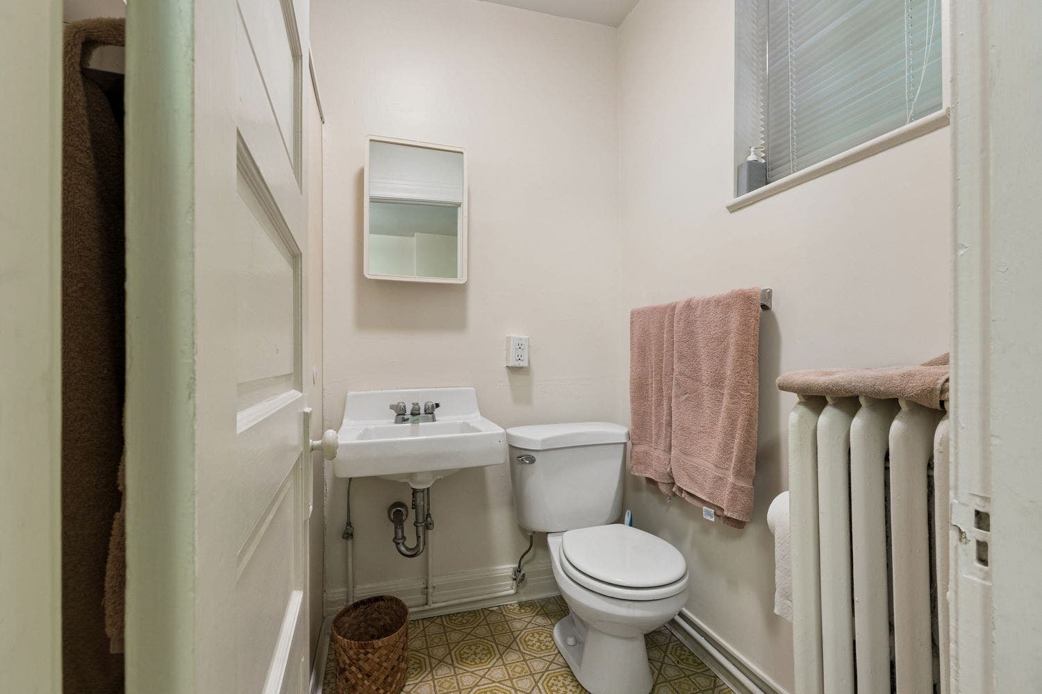 1247 Murdoch Road, Pittsburgh, PA 15217