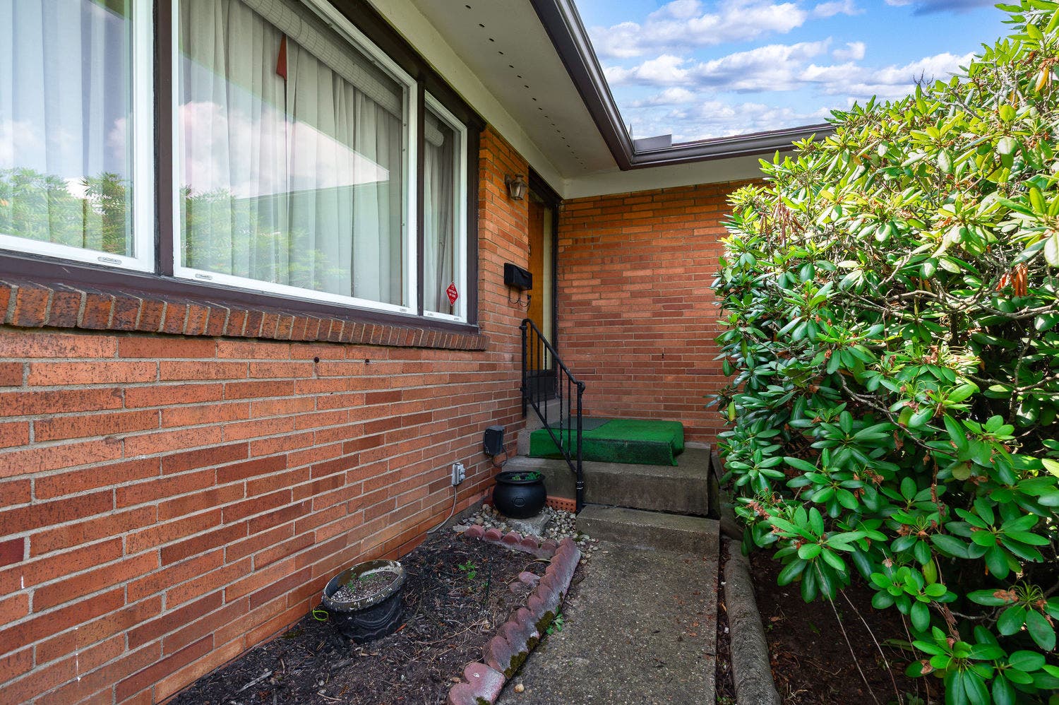 1673 Norsen Drive, Pittsburgh, PA 15243 1673 Norsen Drive, Pittsburgh, PA 15243