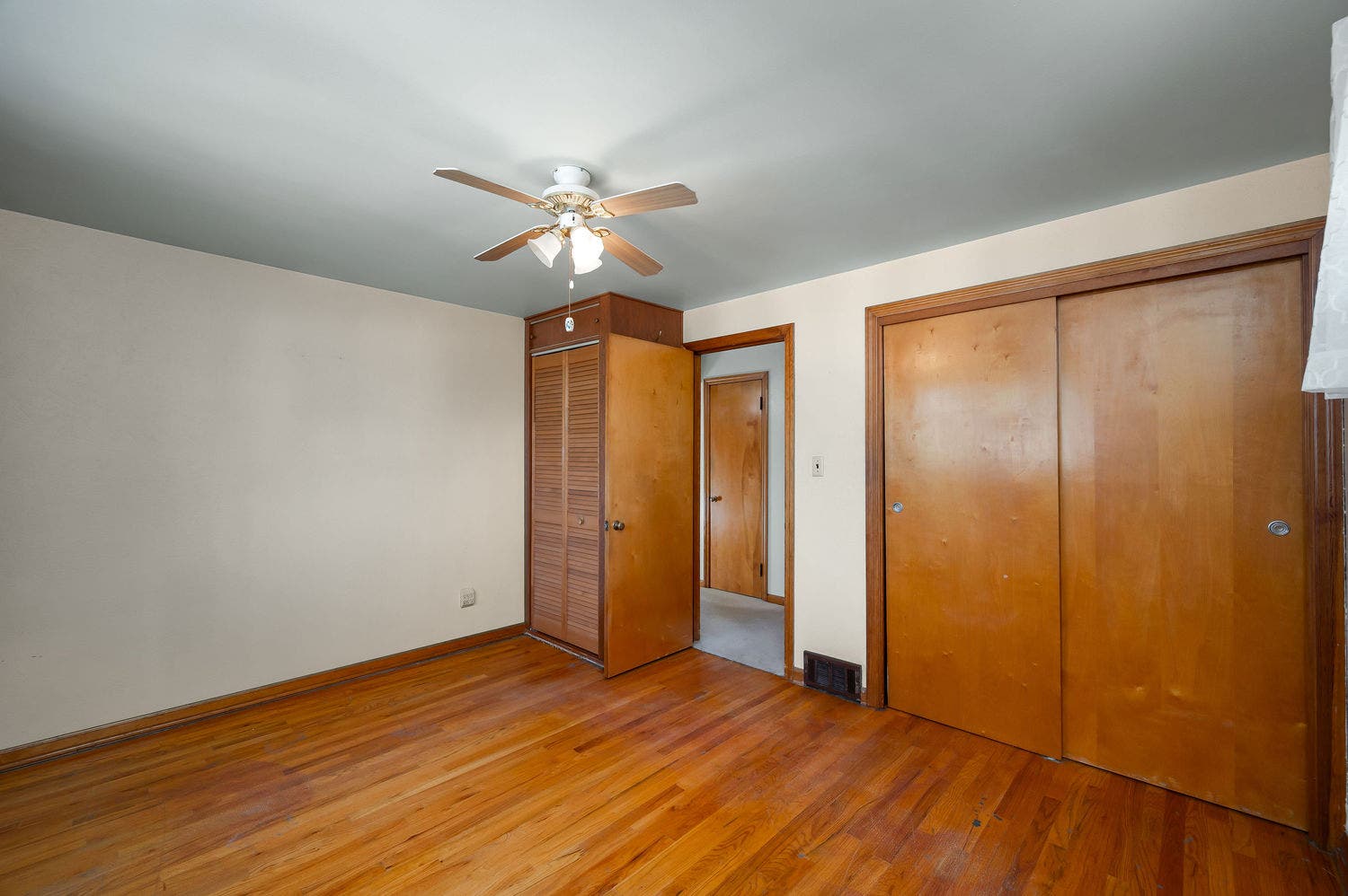 1673 Norsen Drive, Pittsburgh, PA 15243 1673 Norsen Drive, Pittsburgh, PA 15243