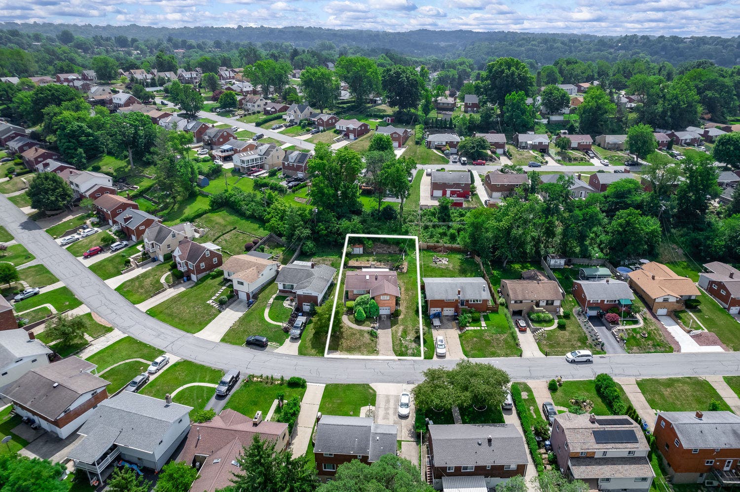 1673 Norsen Drive, Pittsburgh, PA 15243 1673 Norsen Drive, Pittsburgh, PA 15243