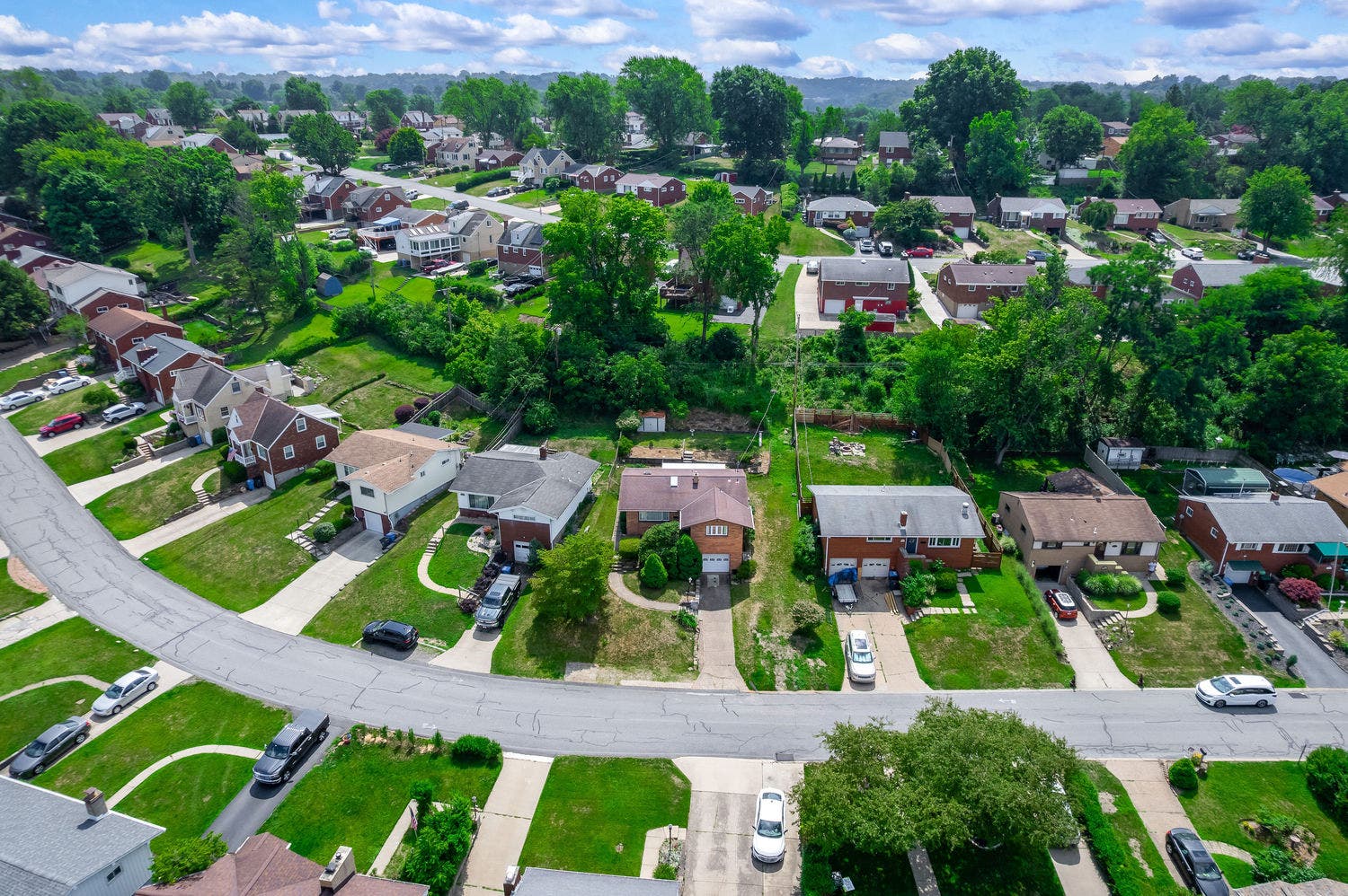 1673 Norsen Drive, Pittsburgh, PA 15243 1673 Norsen Drive, Pittsburgh, PA 15243