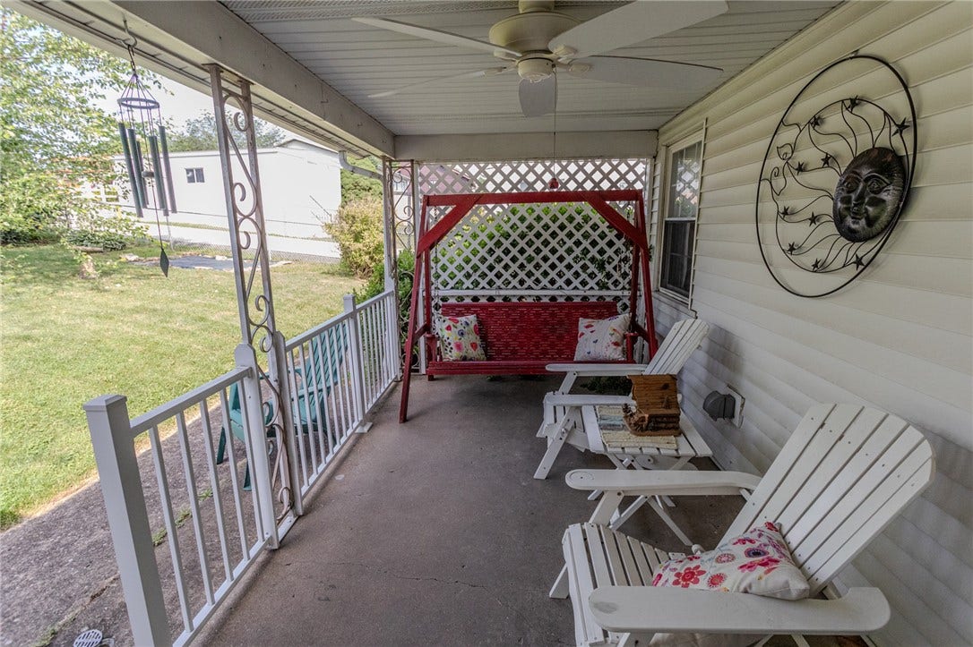 57 8th St, Uniontown, PA 15401