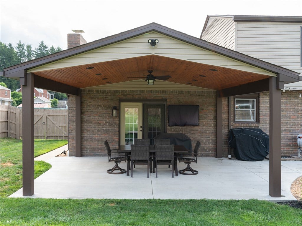236 Lisa Dr, Bethel Park, PA 15102