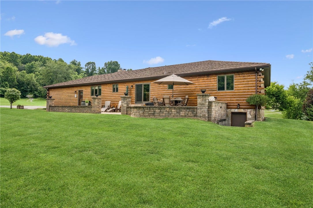 418 VERNON DRIVE, West Newton, PA 15089