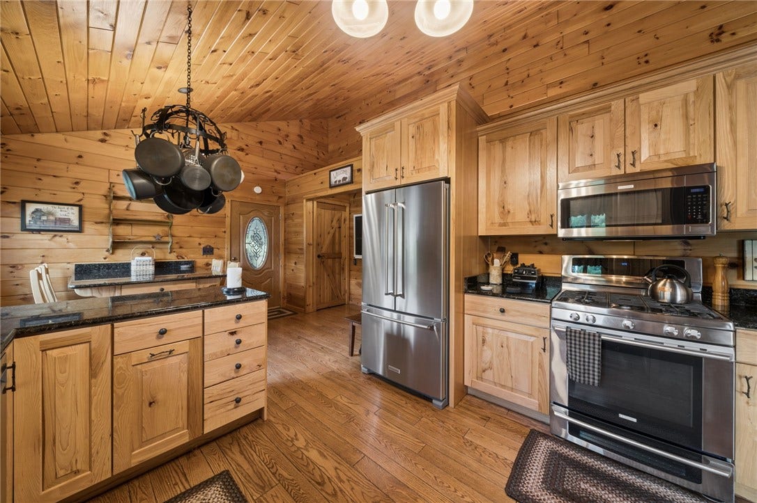 418 VERNON DRIVE, West Newton, PA 15089
