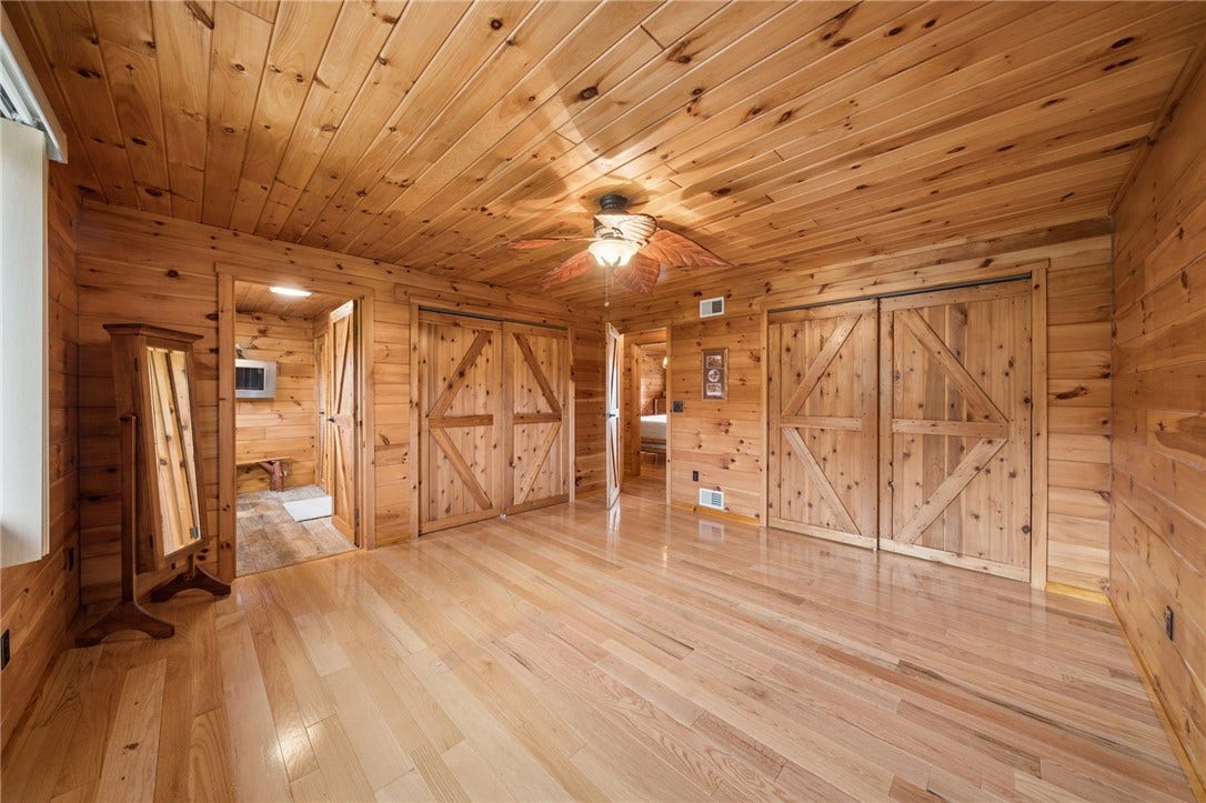 418 VERNON DRIVE, West Newton, PA 15089