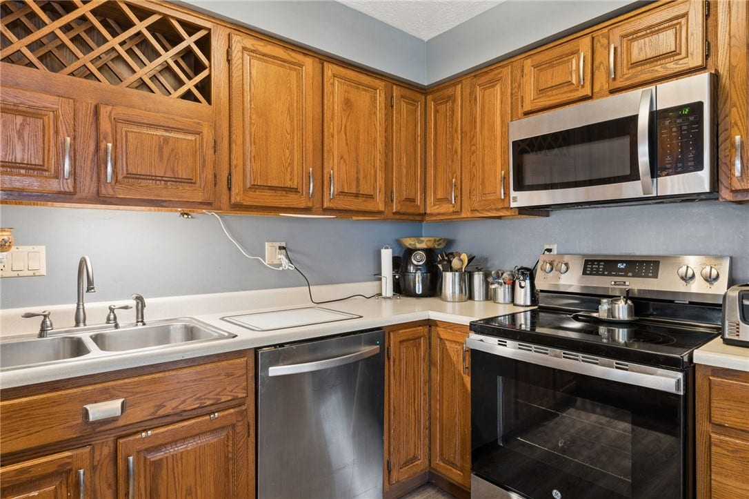 51 UNITY SQUARE DRIVE, Greensburg, PA 15601