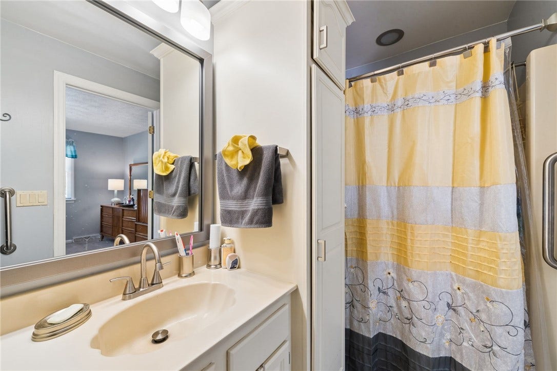 51 UNITY SQUARE DRIVE, Greensburg, PA 15601
