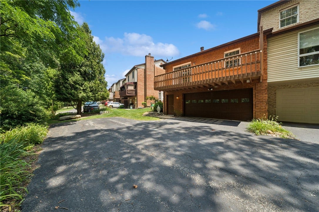 51 UNITY SQUARE DRIVE, Greensburg, PA 15601