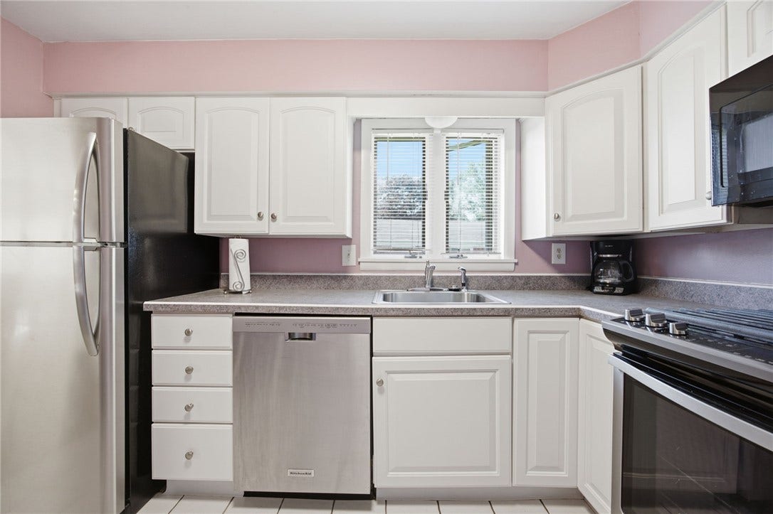 5528 California Ave, Bethel Park, PA 15102
