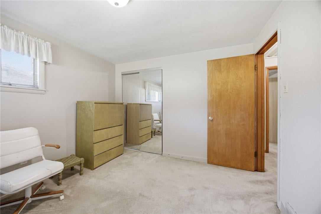5528 California Ave, Bethel Park, PA 15102