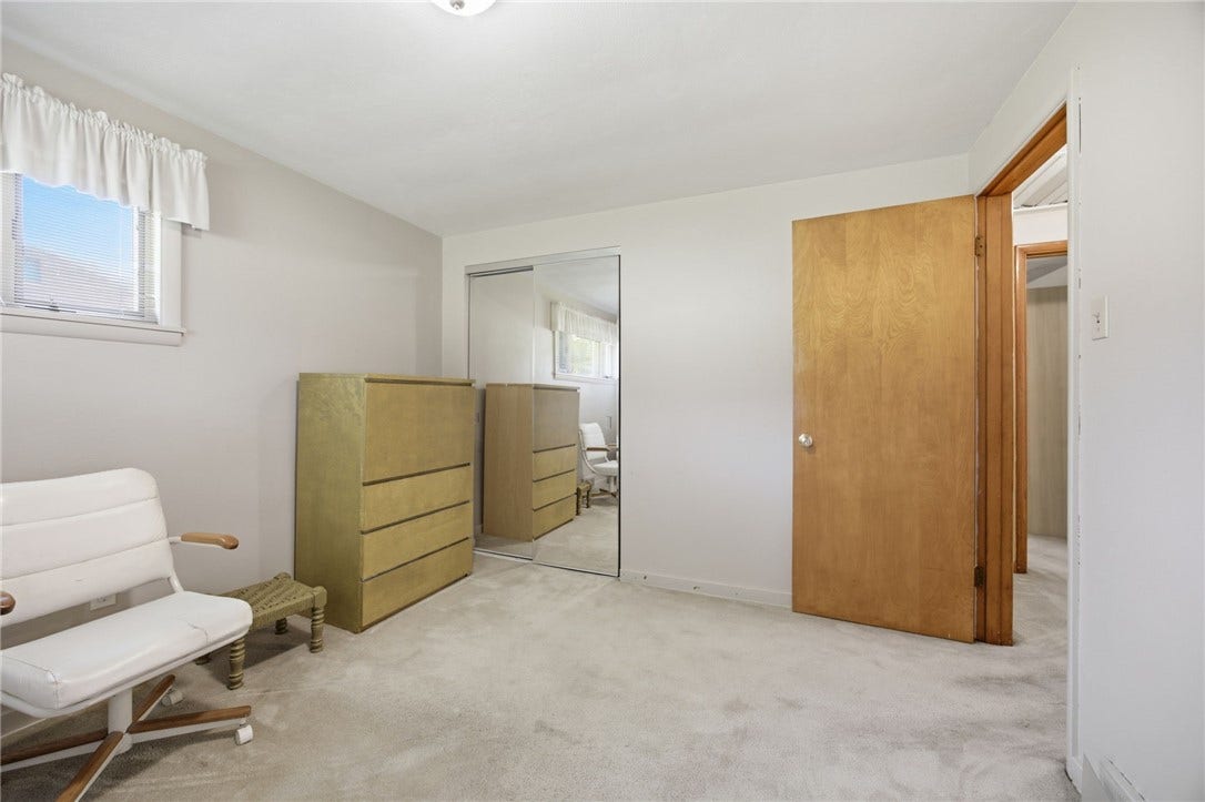 5528 California Ave, Bethel Park, PA 15102