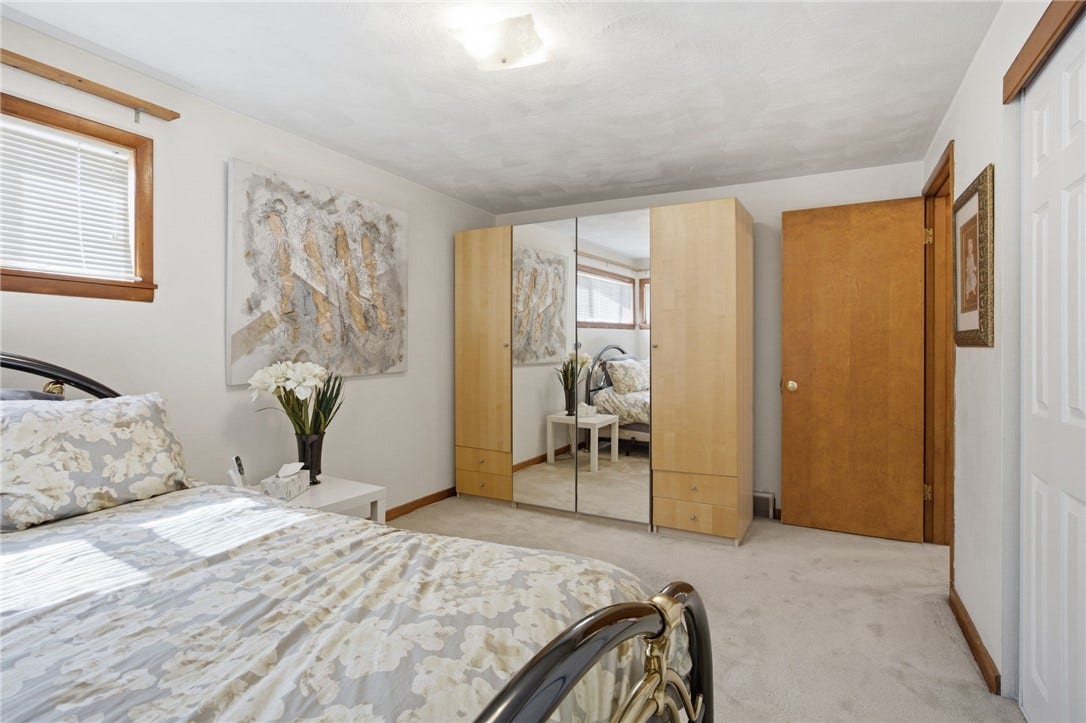 5528 California Ave, Bethel Park, PA 15102