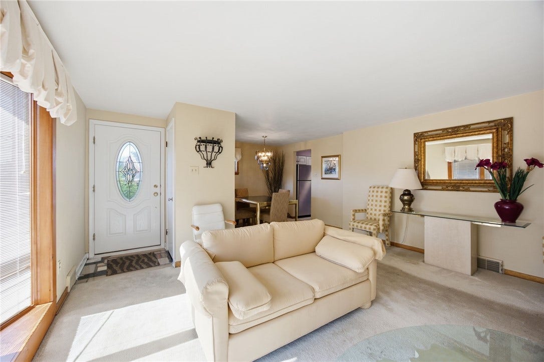 5528 California Ave, Bethel Park, PA 15102