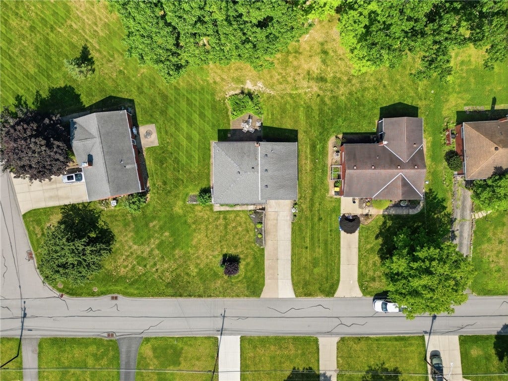 5528 California Ave, Bethel Park, PA 15102