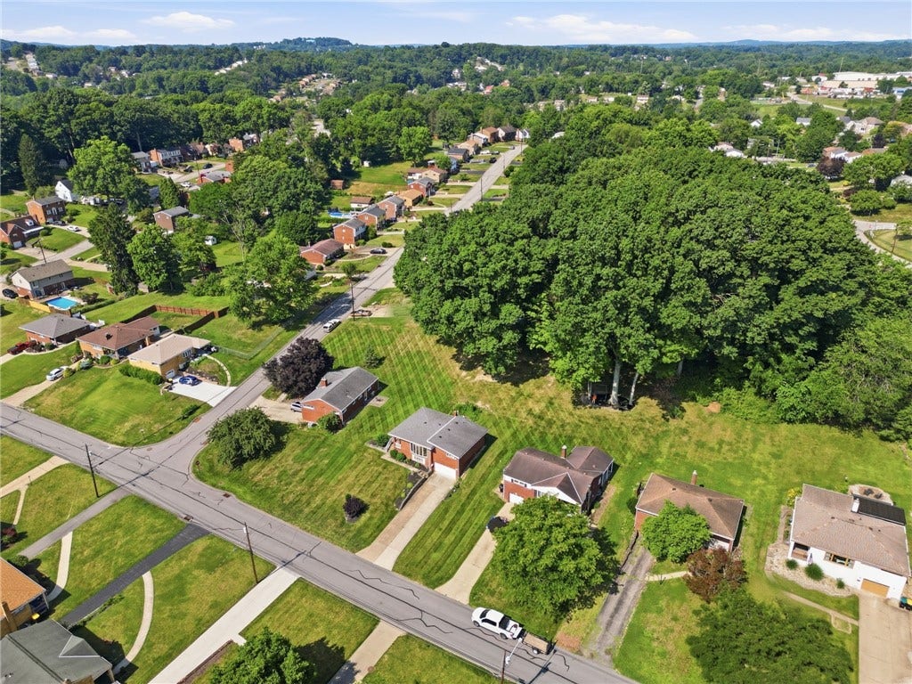5528 California Ave, Bethel Park, PA 15102