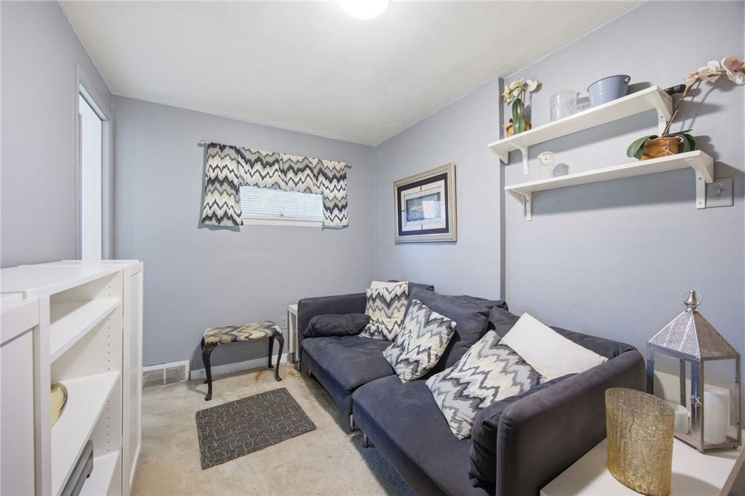 5528 California Ave, Bethel Park, PA 15102