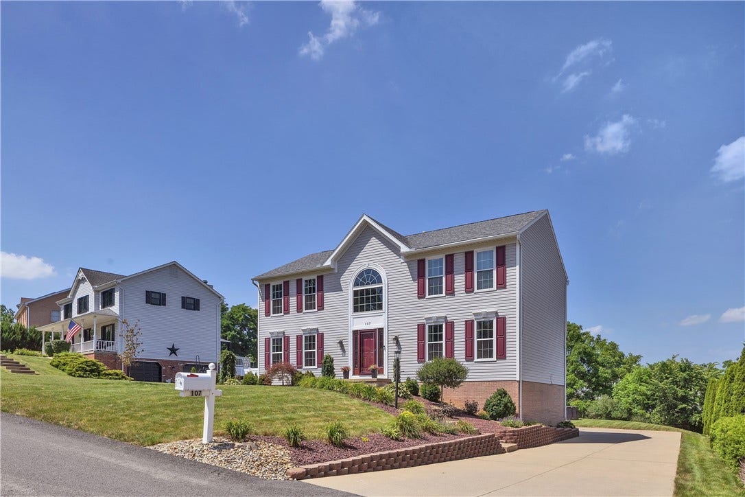 107 Janyce Dr, Greensburg, PA 15601
