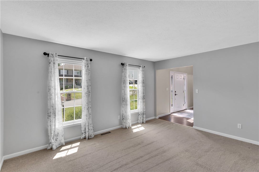 107 Janyce Dr, Greensburg, PA 15601