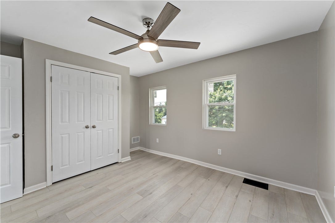 615 6th Ave, Elizabeth, PA 15037