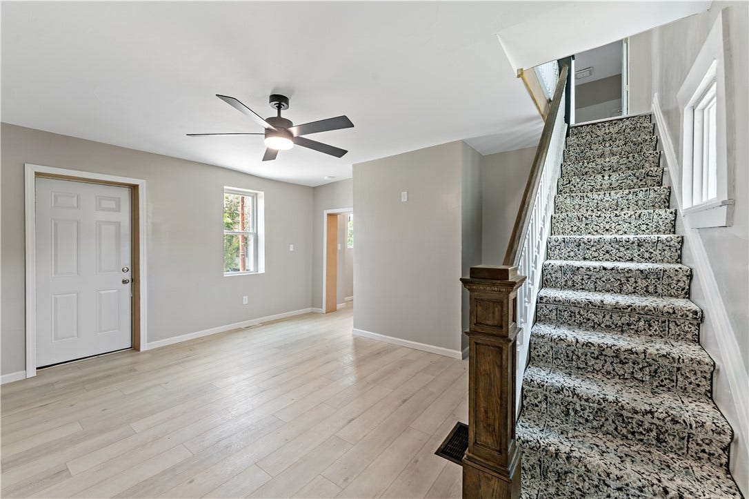 615 6th Ave, Elizabeth, PA 15037