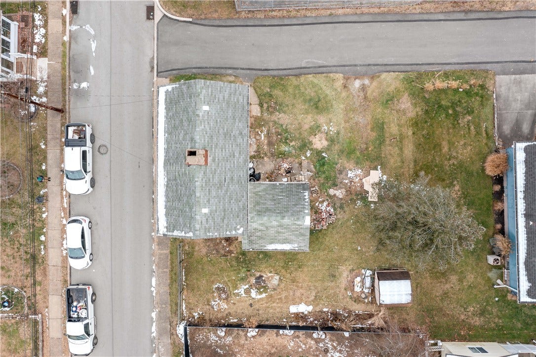 615 6th Ave, Elizabeth, PA 15037