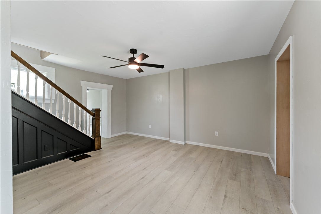 615 6th Ave, Elizabeth, PA 15037