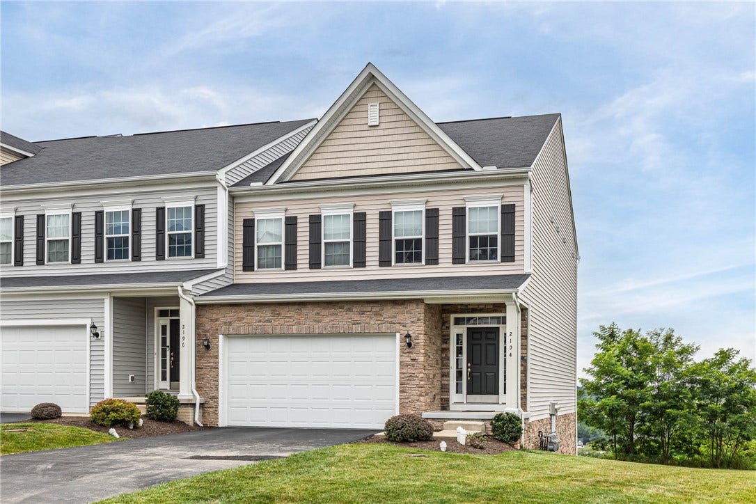 Located minutes to I79 and Rt19.