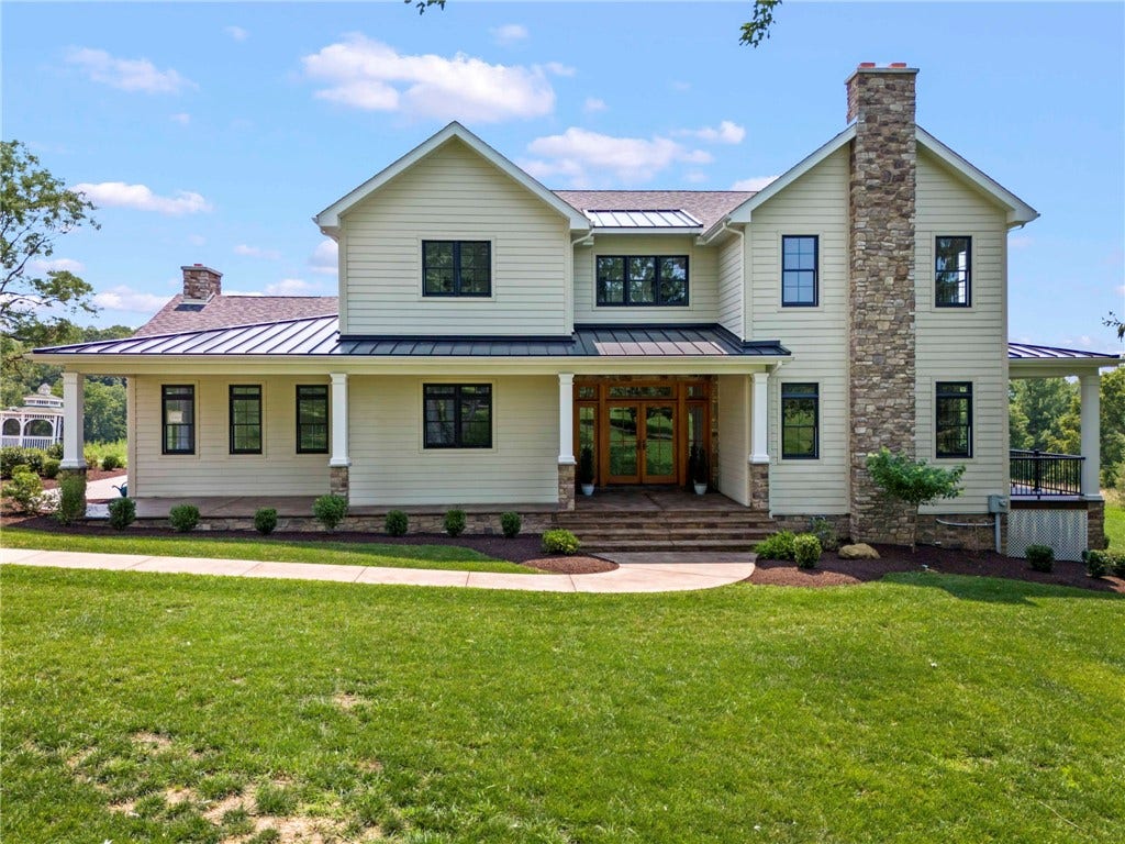 Welcome To 100 Fife Farm Lane!
