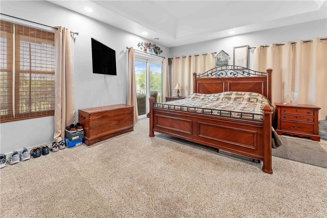 1147 N Gallatin Ave Ext, Uniontown, PA 15401