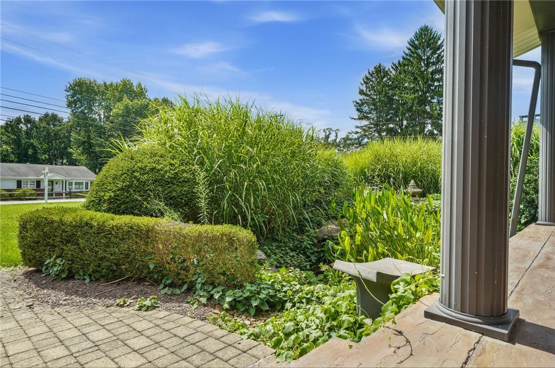 4074 Route 130, Irwin, PA 15642