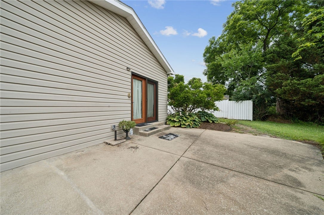 4074 Route 130, Irwin, PA 15642 4074 Route 130, Irwin, PA 15642