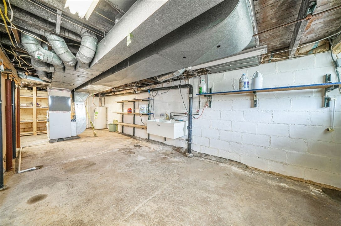 4074 Route 130, Irwin, PA 15642
