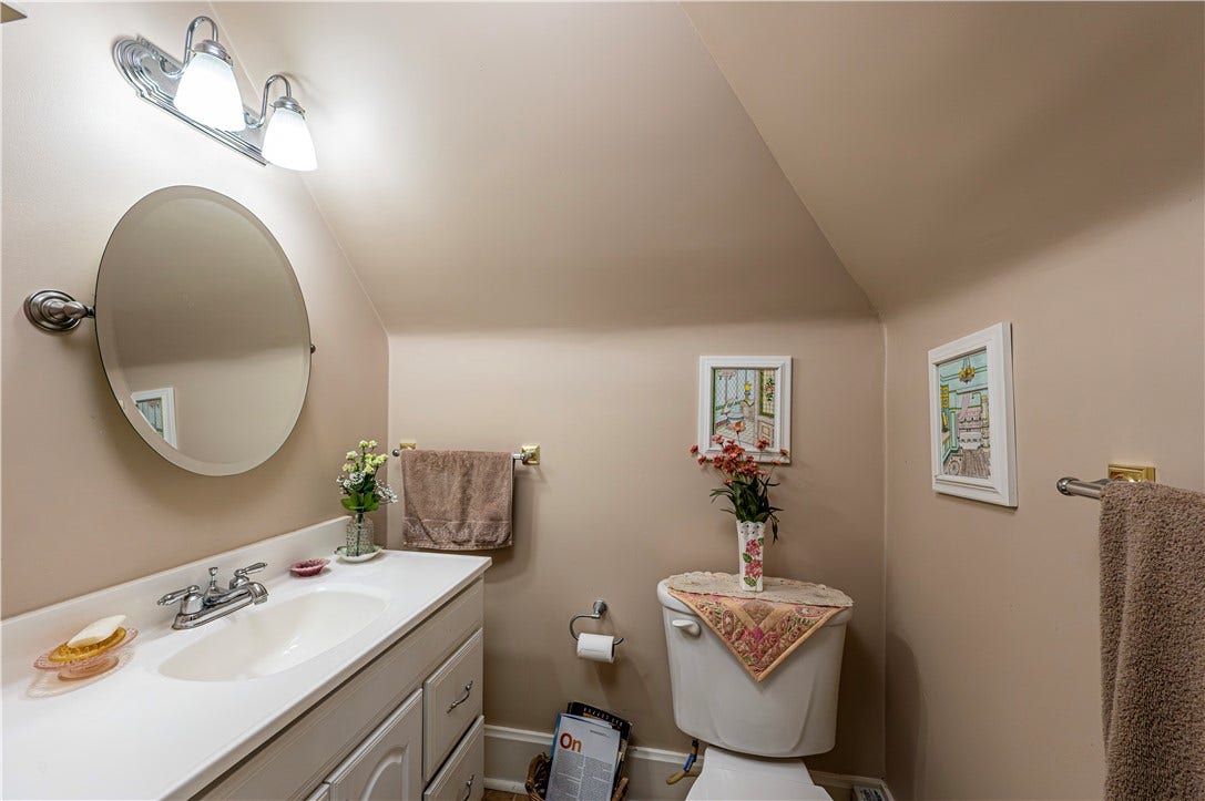 bath on 3rd floor