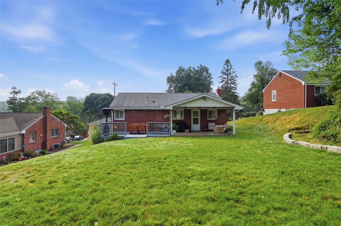 2228 Superior St., Bethel Park, PA 15102