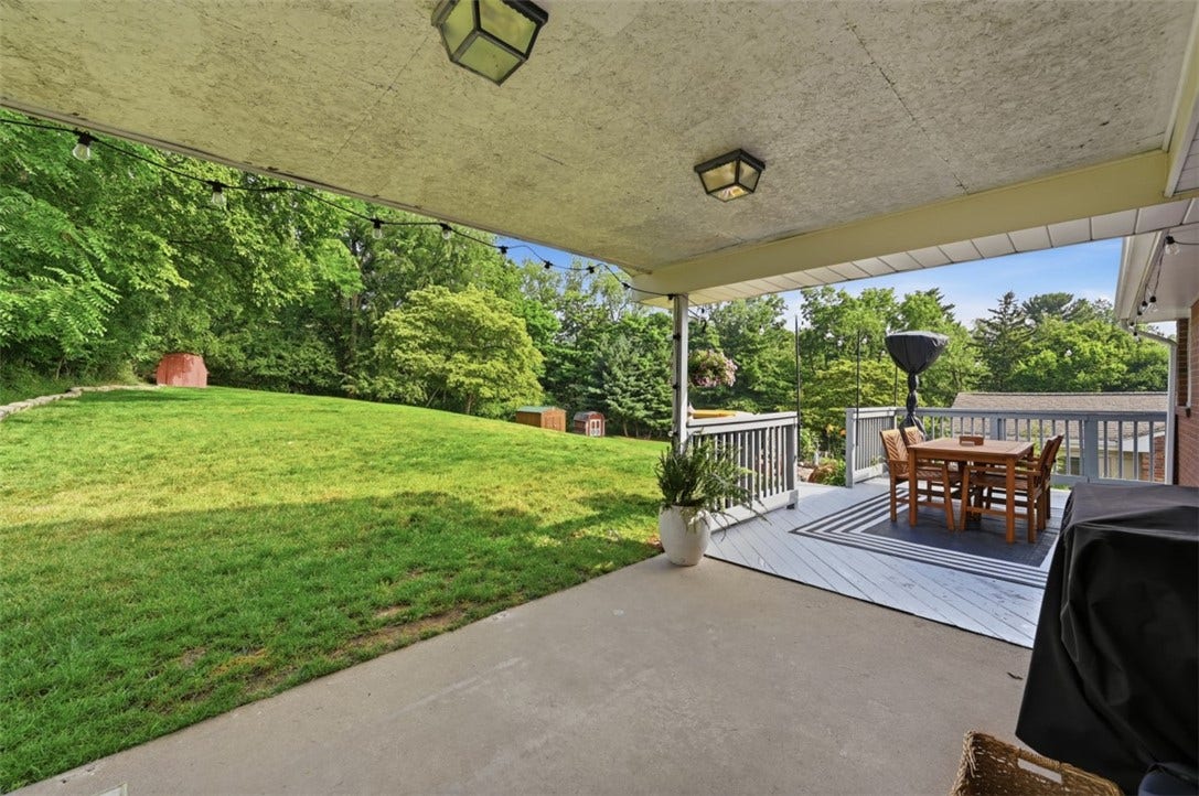 2228 Superior St., Bethel Park, PA 15102