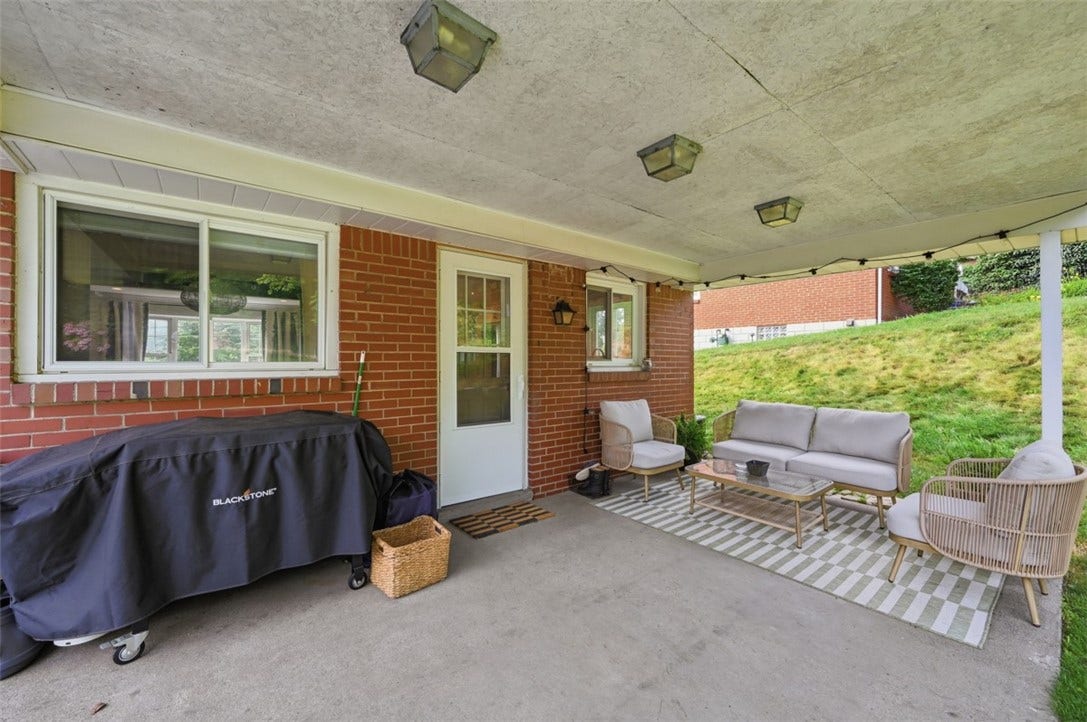 2228 Superior St., Bethel Park, PA 15102