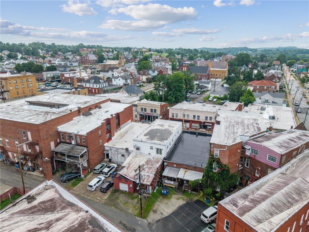 217-219 Pittsburgh Street, Scottdale, PA 15683