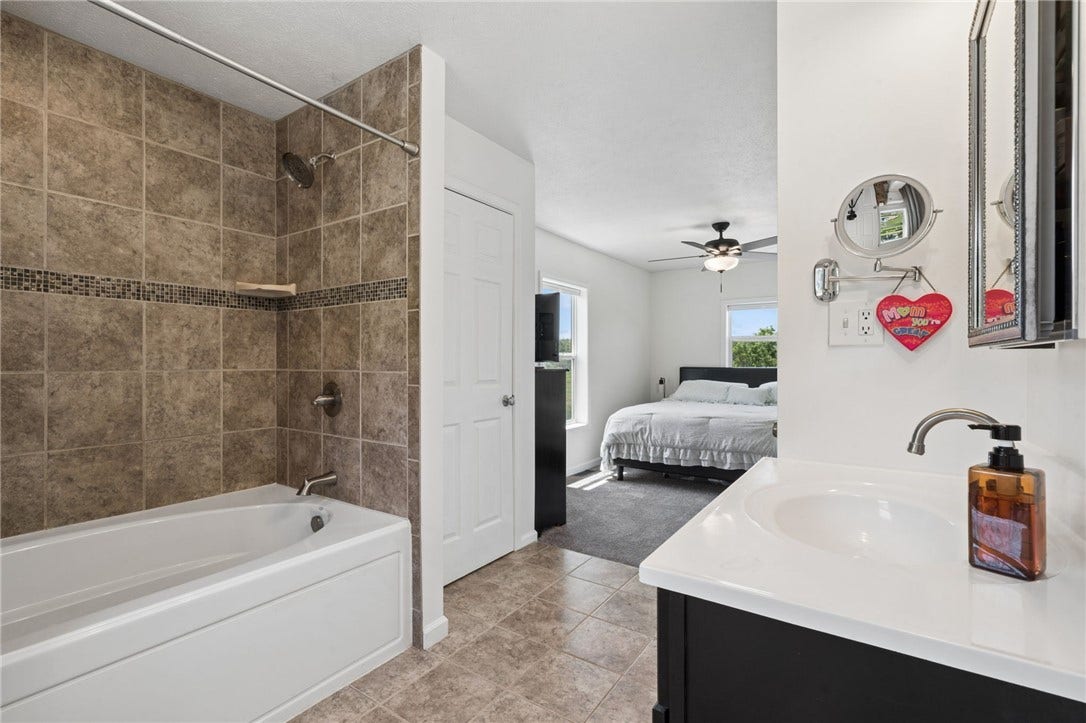 160 Brush Creek Rd, Mount Pleasant, PA 15666