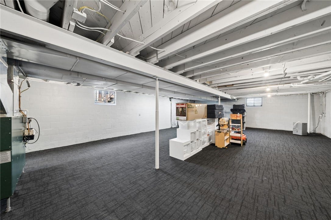 160 Brush Creek Rd, Mount Pleasant, PA 15666