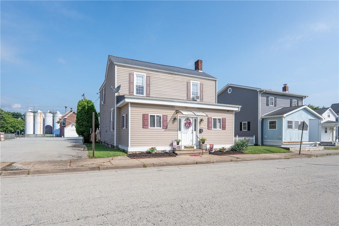 310 Washington St, Latrobe, PA 15650