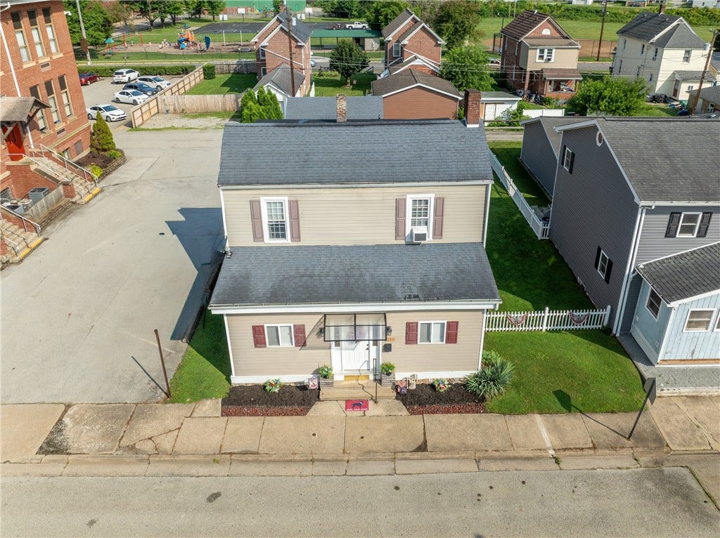 310 Washington St, Latrobe, PA 15650