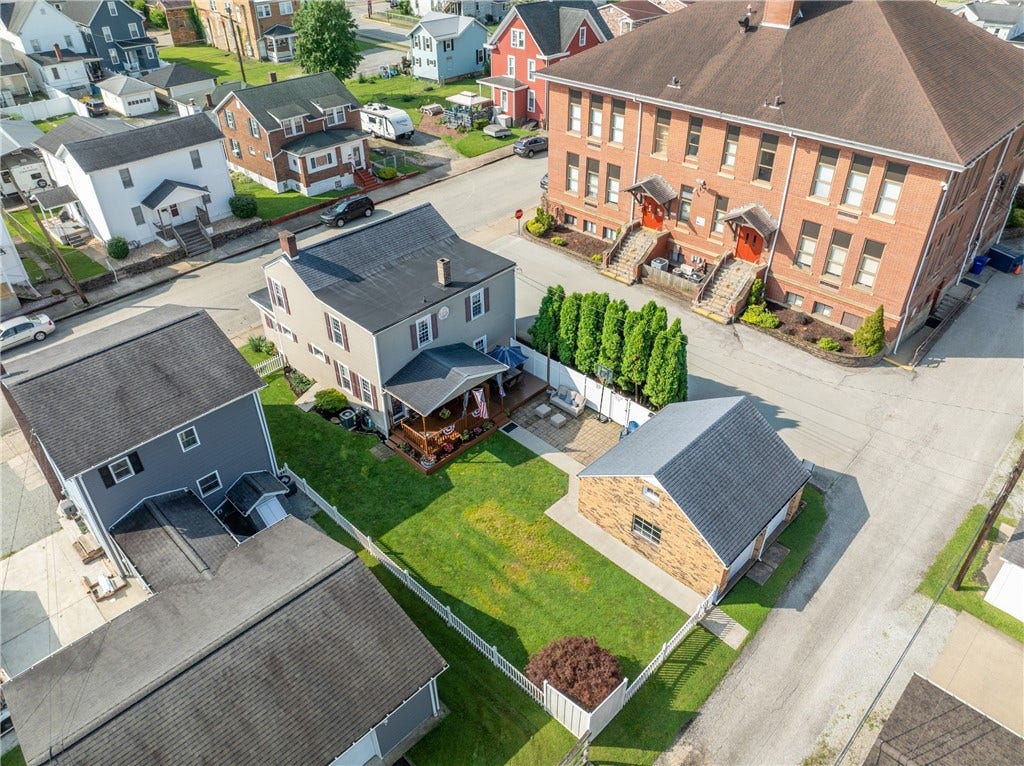 310 Washington St, Latrobe, PA 15650