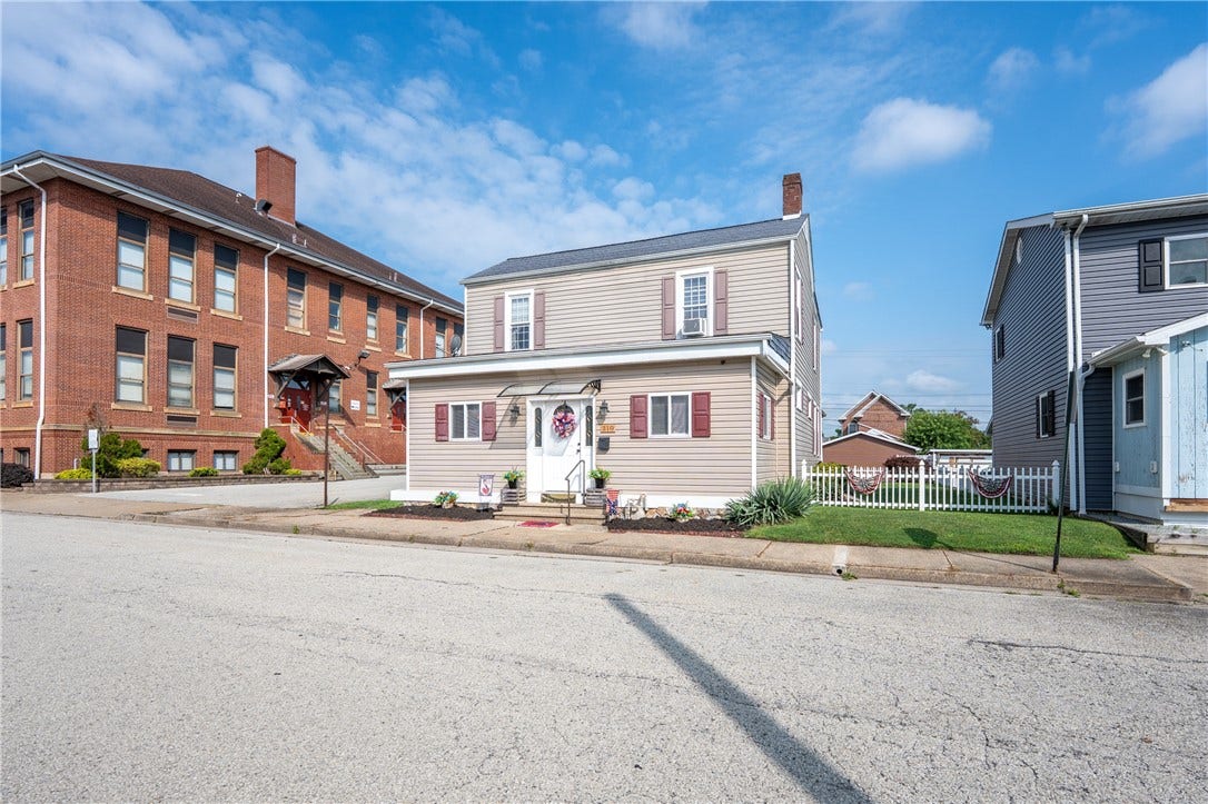 310 Washington St, Latrobe, PA 15650