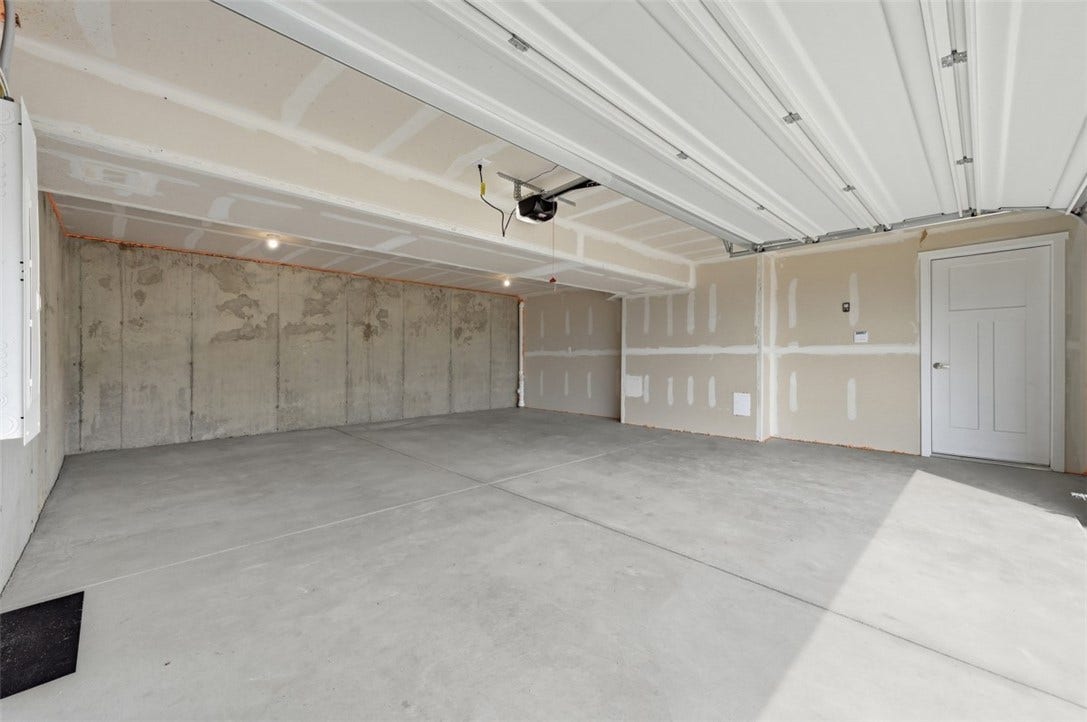 498 Gardenia Drive, Belle Vernon, PA 15012
