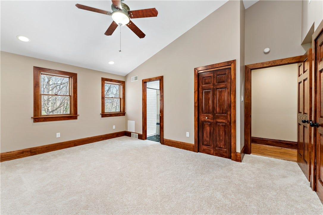 45 Redstone Ln, Washington, PA 15301
