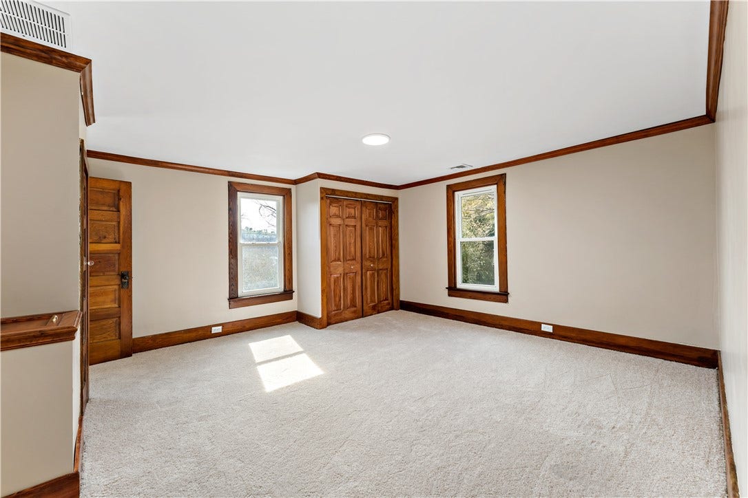 45 Redstone Ln, Washington, PA 15301